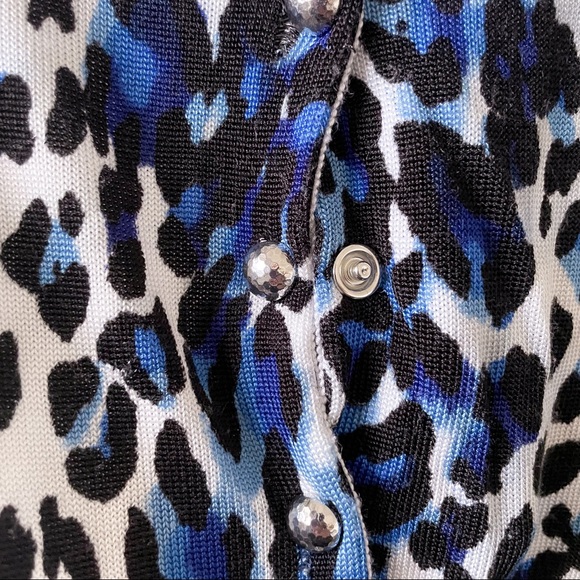 White House Black Market Button Up Leopard Blouse - Picture 10 of 13